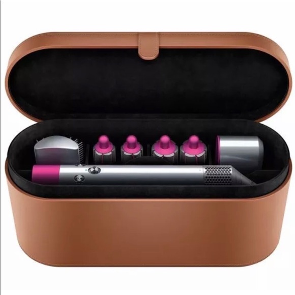 Brand new Dynson Airwrap - Style: Smooth + Control - Picture 3 of 7